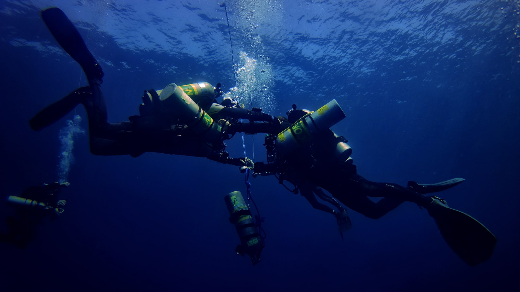 open-circuit-tech-diving-courses intro to rebreather diving