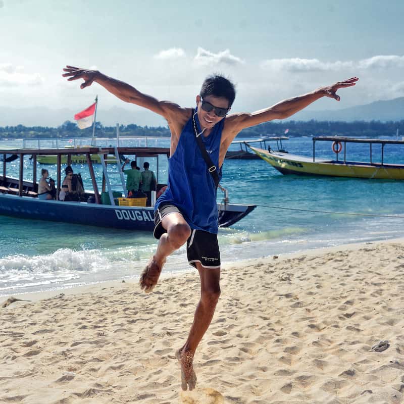 Trawangan Dive can help you with travel and visa assistance for your IDC