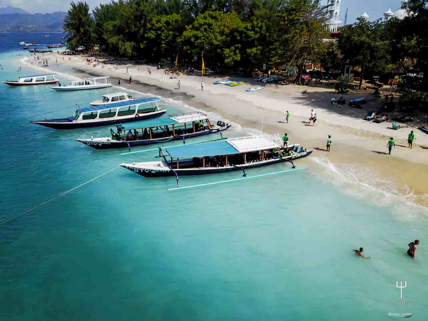 Trawangan Dive is located directly at the beach of Gili Islands