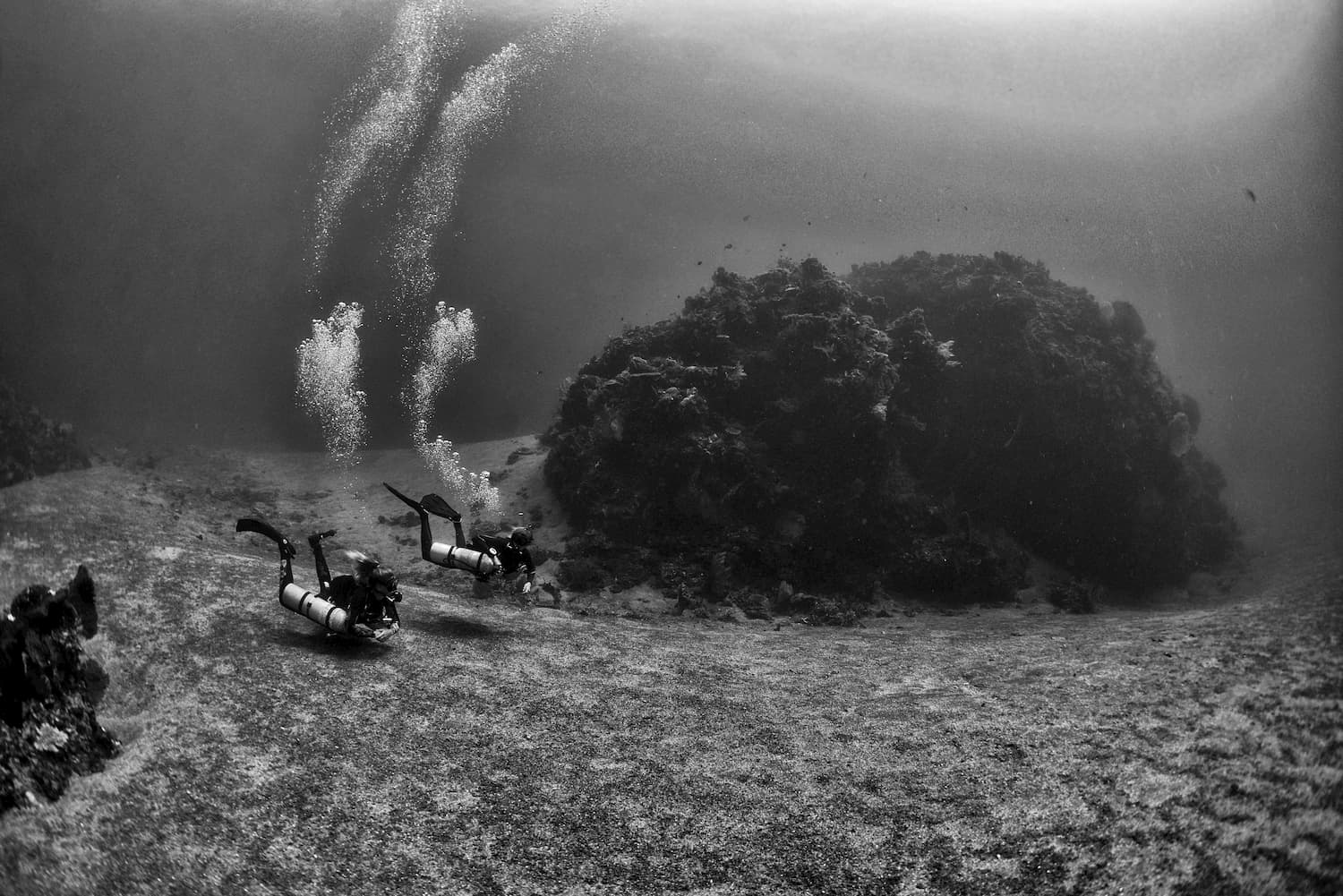 Divemasters with Sidemount gear configuration on Gili Islands